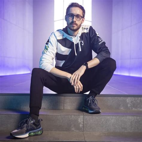 bjergsen|Bjergsen (@Bjergsen) .